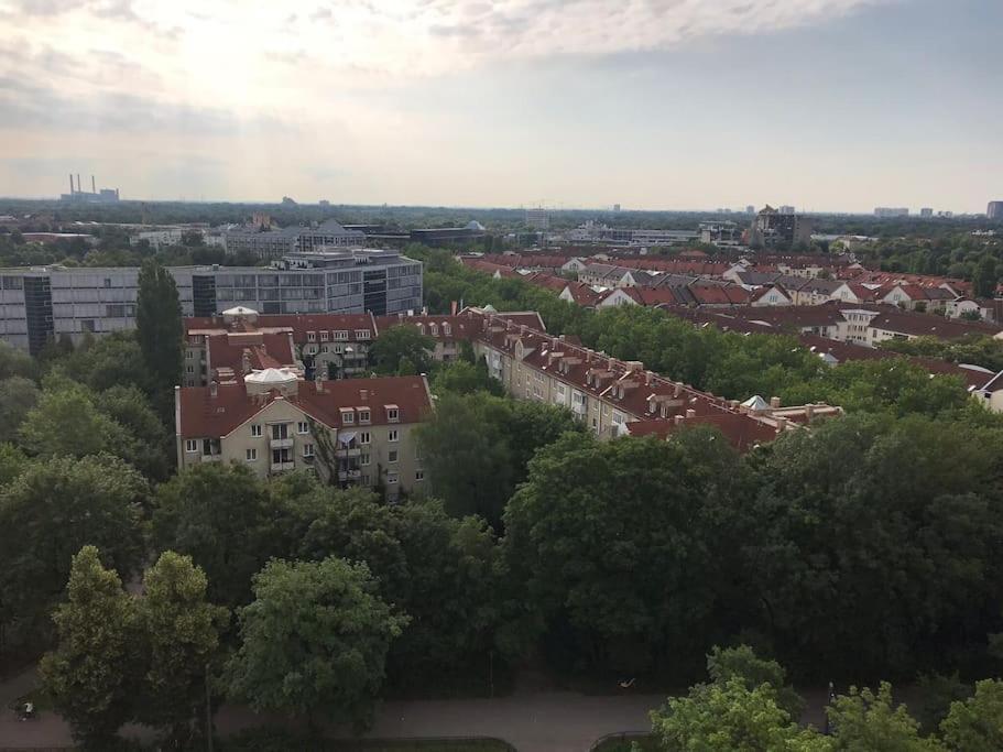 Schwabing-studio Great Sunset View & Balcony Apartment *